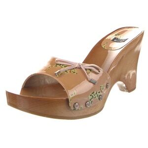 Stuart Weitzman Patent Leather Dalmatian Print Slides Heel Size 9.5